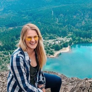 Meet your Posher, Allison